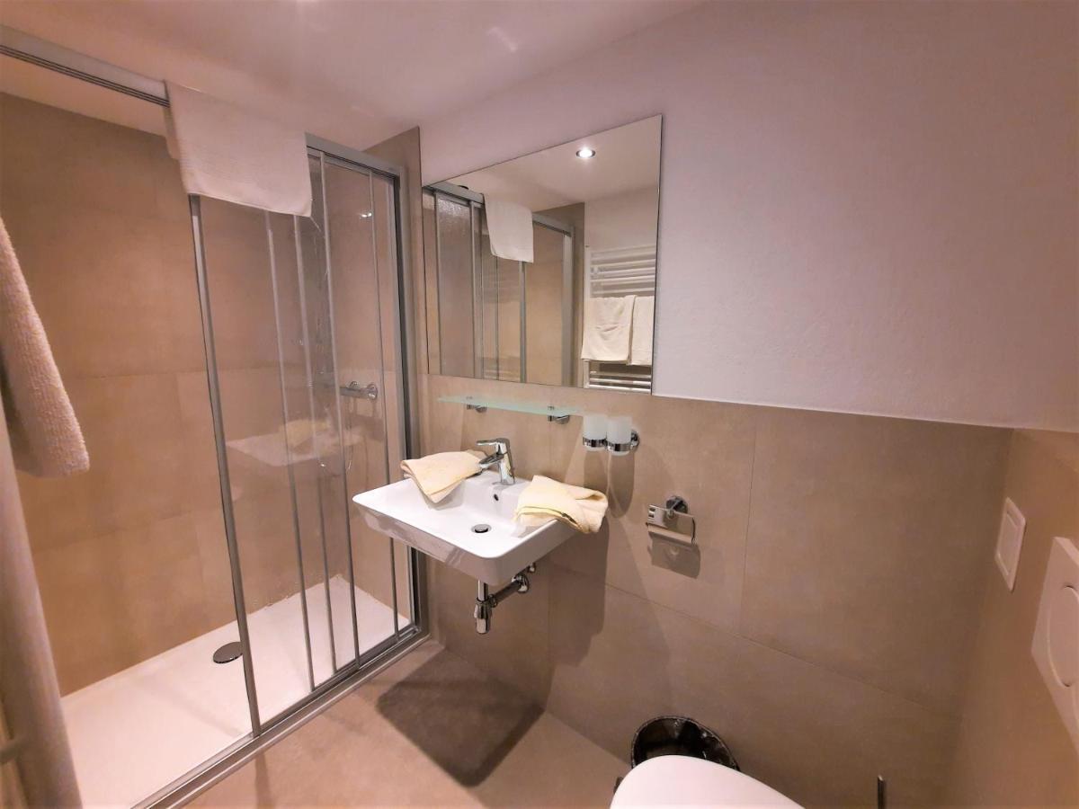Garni Flori Villa Längenfeld Eksteriør billede