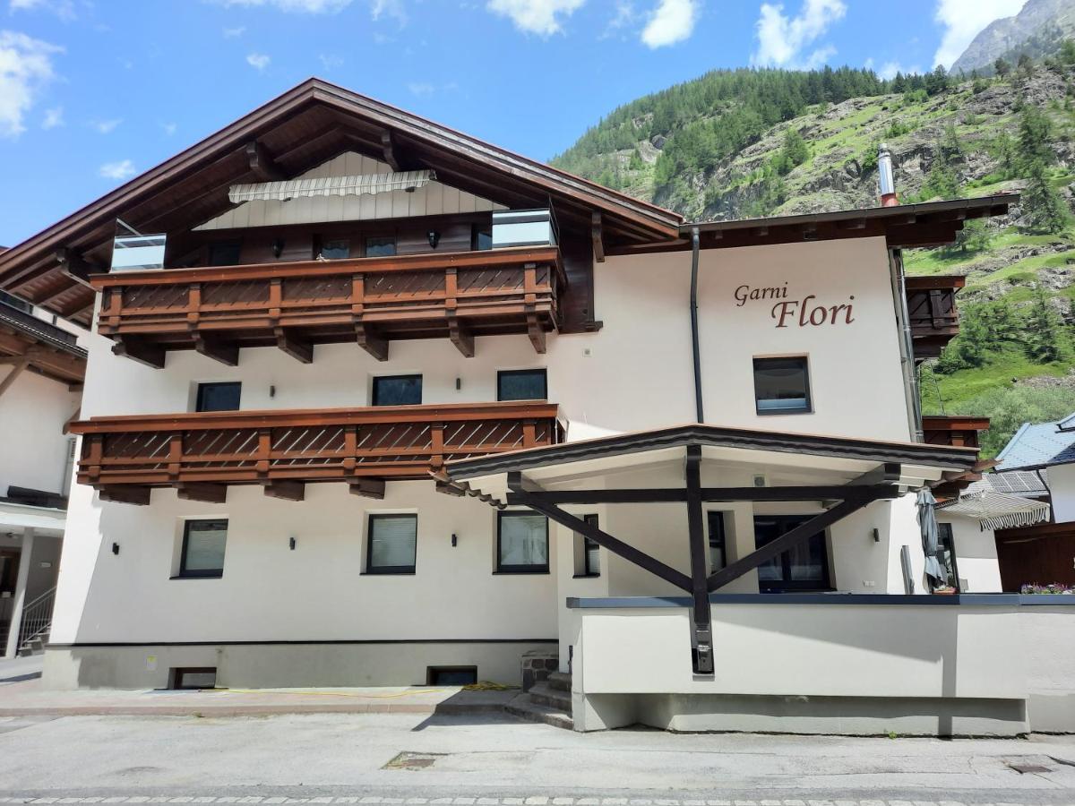 Garni Flori Villa Längenfeld Eksteriør billede