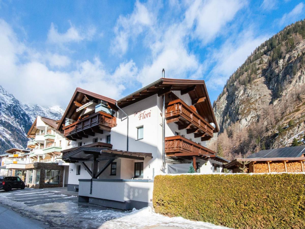 Garni Flori Villa Längenfeld Eksteriør billede